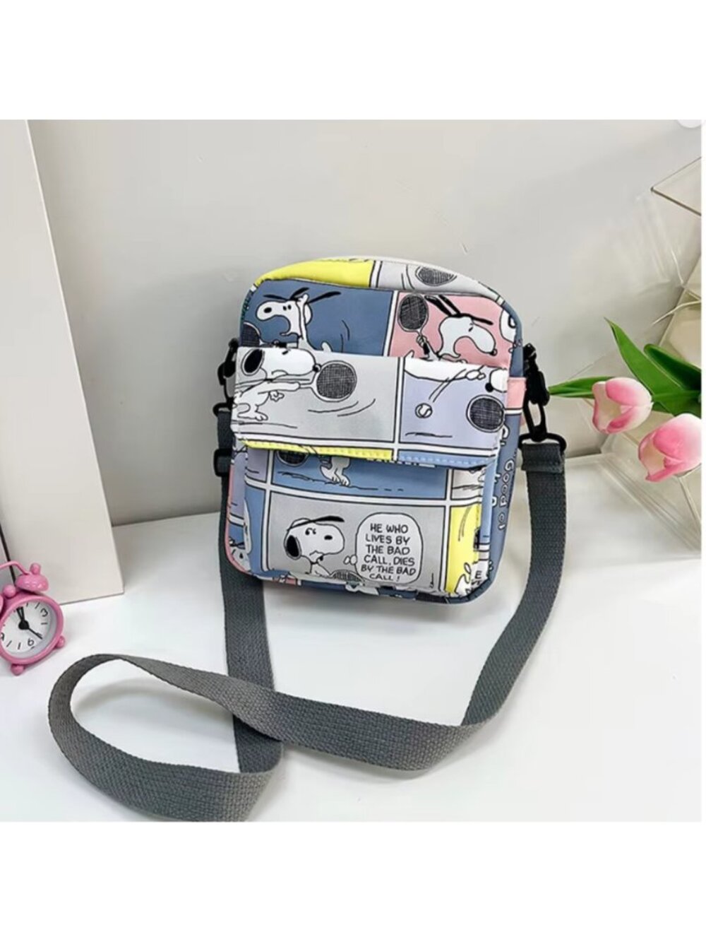 Snoopy Crossbody Bag Women’s Small Nylon Shoulder Purse Cute Peanuts Phone Bag